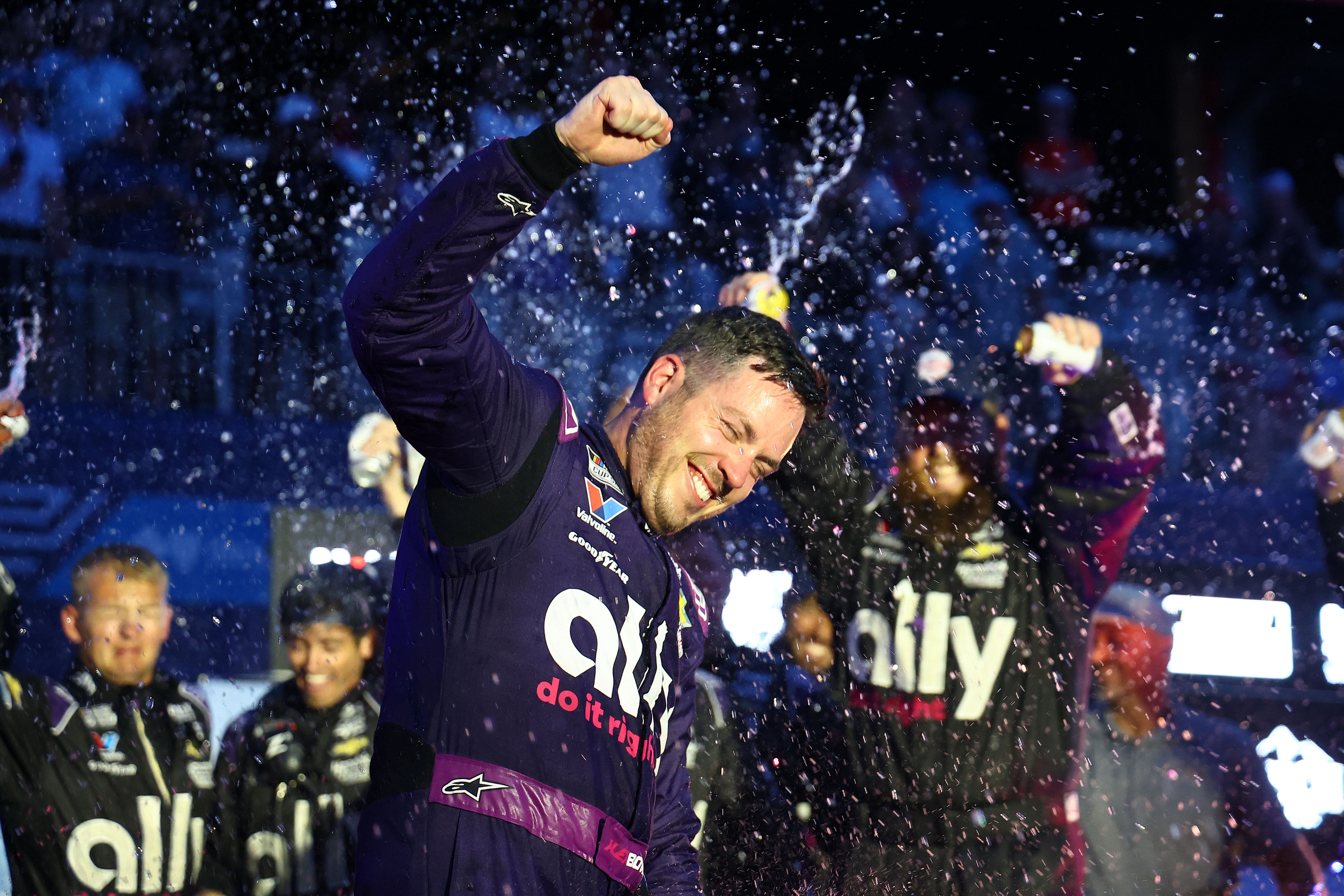 Alex Bowman won the 2024 Grant Park 165 - Source: Imagn